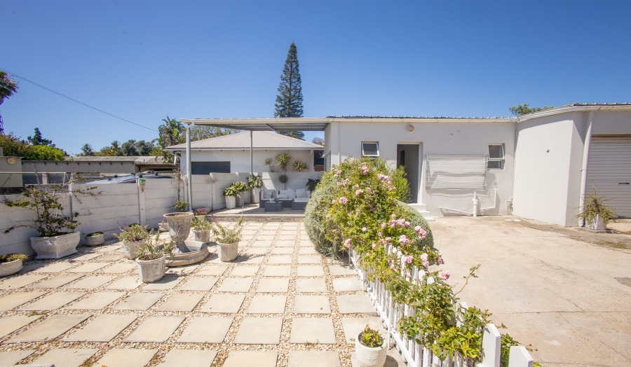 3 Bedroom Property for Sale in Berea Eastern Cape